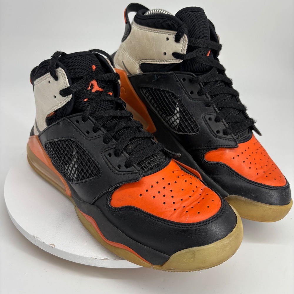 Jordan‎ Mars 270 Basketball Shoes 9 Black Orange CD7070-008 Shattered Backboard